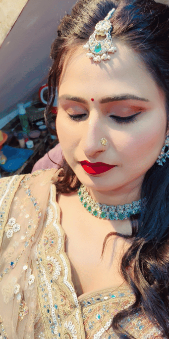 Best Beauty Parlour in Varanasi