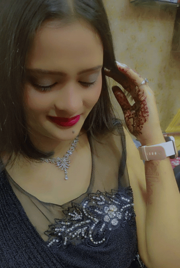 Queen Beauty Parlour in Varanasi